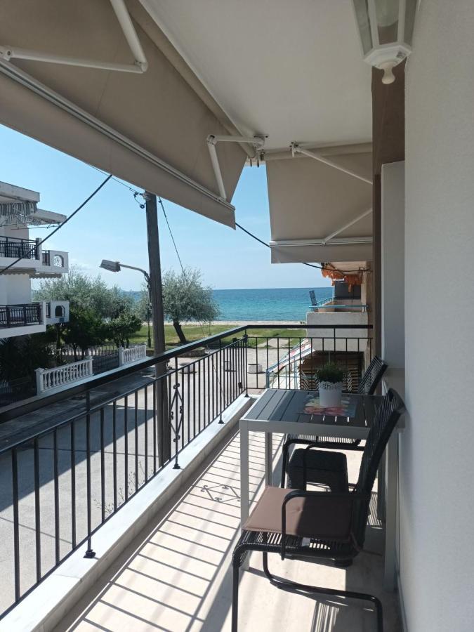 Antonis Apartment Paralia Dionysiou Bagian luar foto