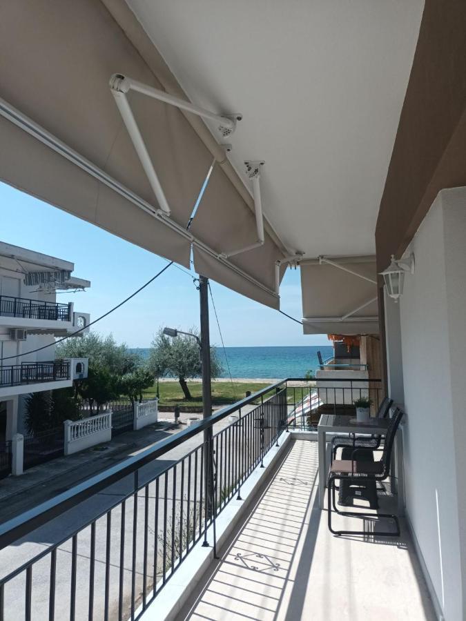 Antonis Apartment Paralia Dionysiou Bagian luar foto